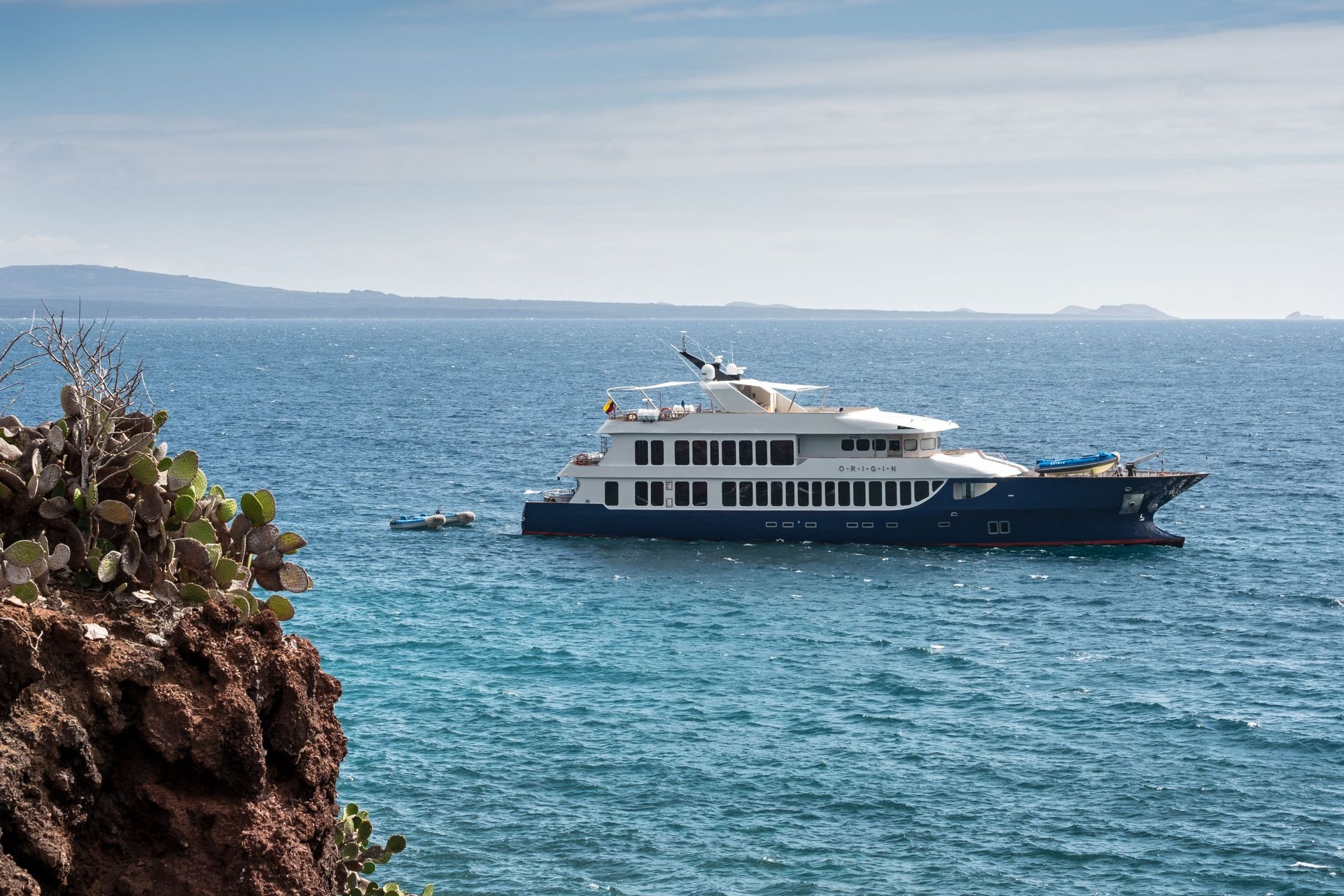 origin yacht galapagos